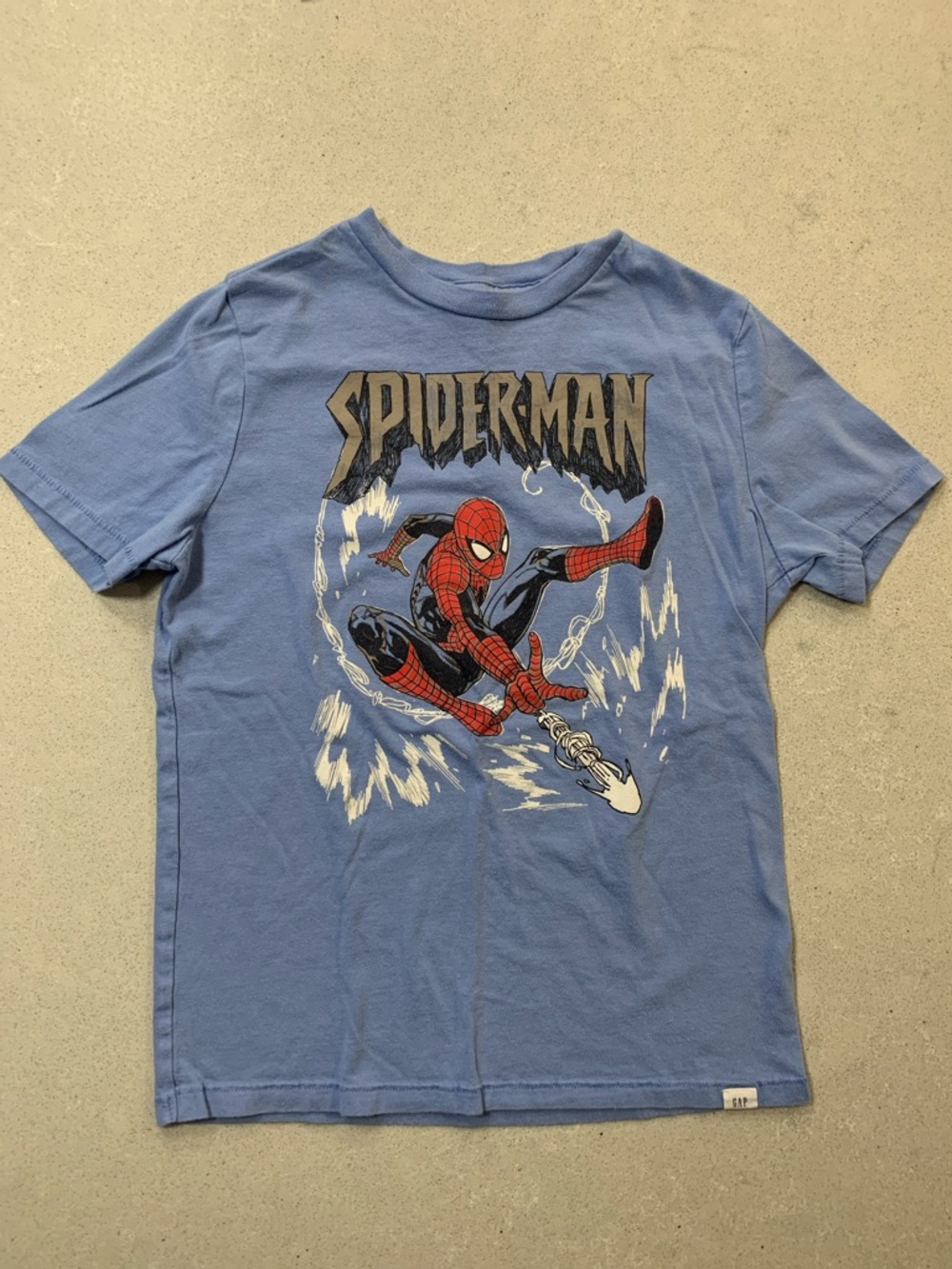 6 GAP Kids Graphic T-shirts